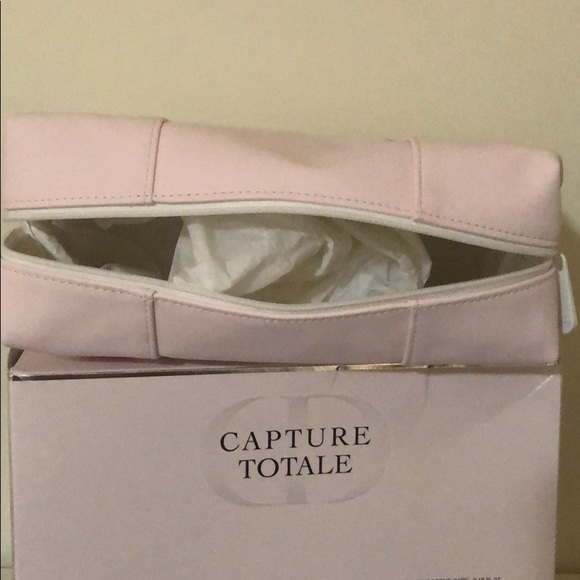 Light pink make up bag - Picture 3 of 6